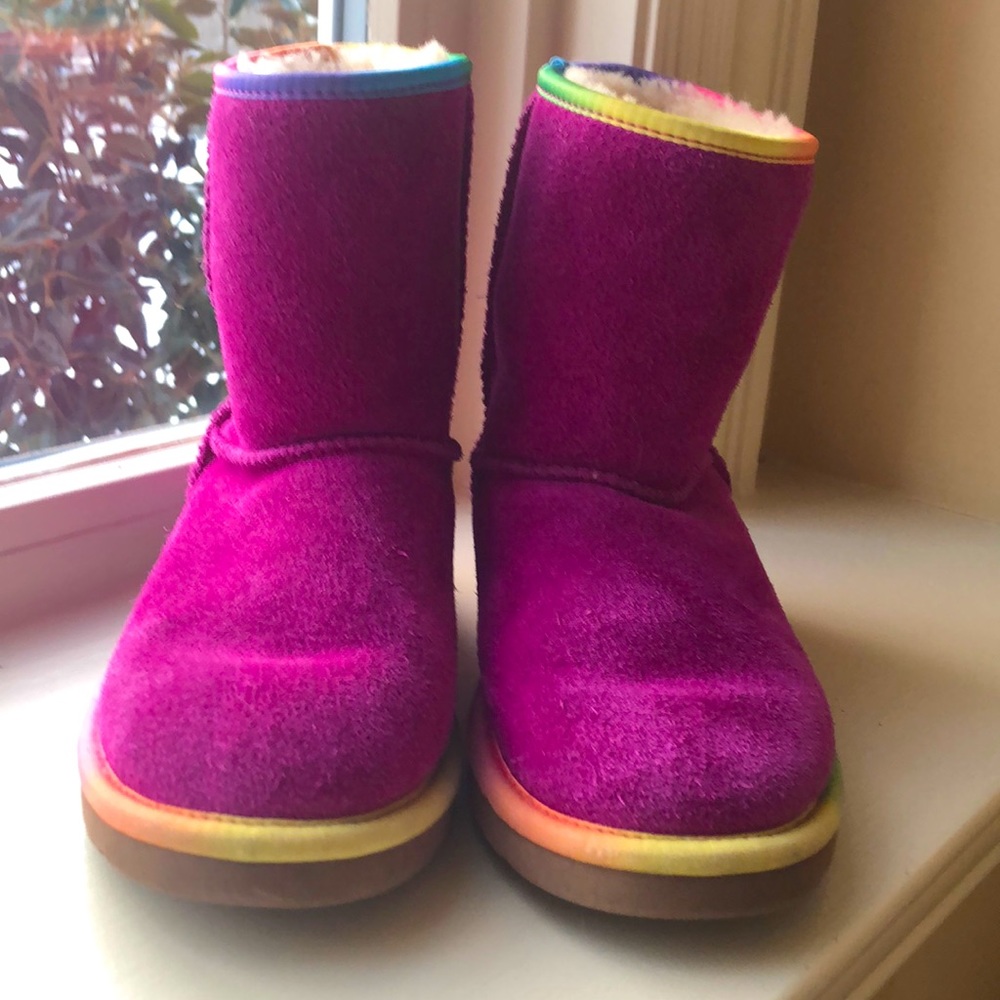 Purple Girls Ugg’s, Rainbow Trim